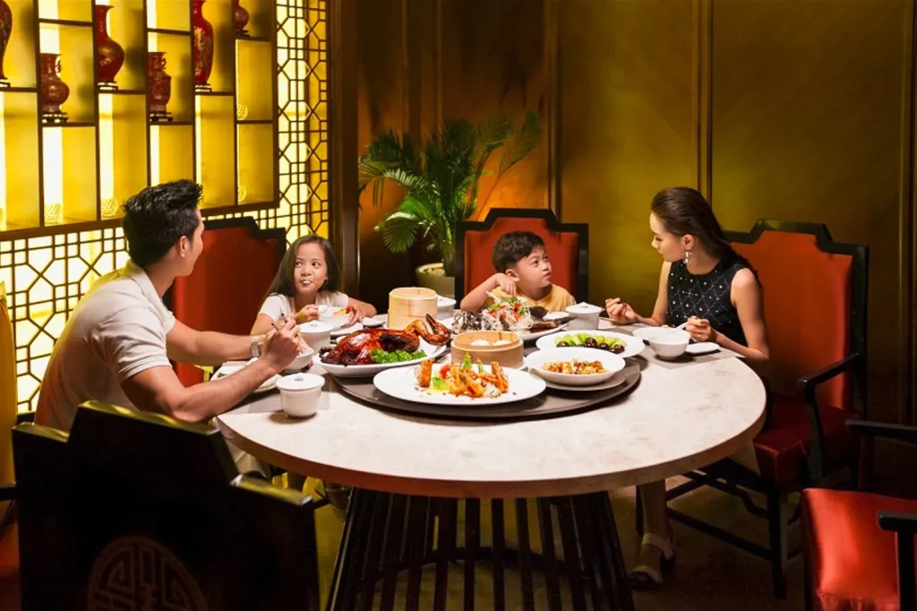 Các Loại Hình Nhà Hàng Phù Hợp Với Gia Đình Tại Việt Nam