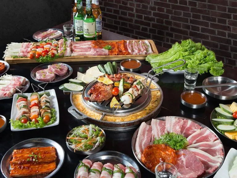 Vì Sao Món Nướng Có Sức Hút Đặc Biệt Tại Các Nhà Hàng?